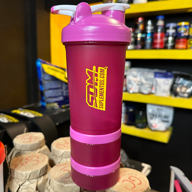 SHAKER ROSA CON COMPARTIMIENTOS Y PASTILLERO 500 ML SDM SUPLEMENTOS